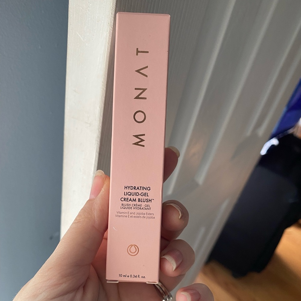 NIB Monat Liquid-Gel Cream Blush in Pink.